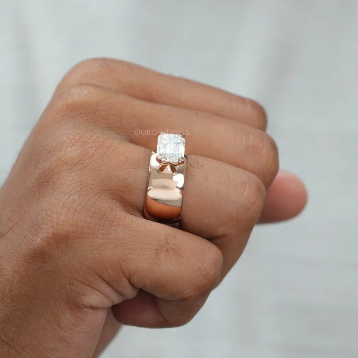 [A Women wearing Criss CUt Diamond Ring]-[Ouros Jewels]