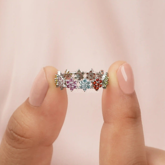 [A Women holding Colored Diamond Wedding Ring]-[Ouros Jewels]
