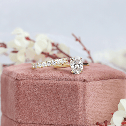 [2.00 Carat Oval Diamond Solitaire Ring with Matching Band In Yellow Gold]-[Ouros Jewels]