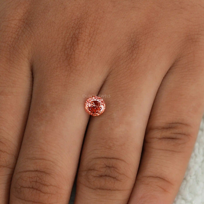 [On Hand View Of VS Clarity Pink Portuguese Cut Diamond]-[Ouros Jewels]