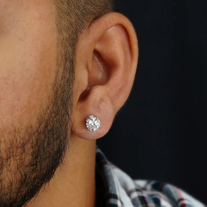 [A Men wearing Round Diamond Stud Earrings]-[Ouros Jewels]