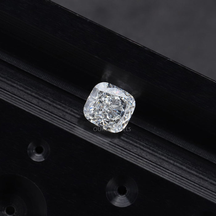 [Top View Of Cushion Diamond With Brilliant Cuts]-[Ouros Jewels]