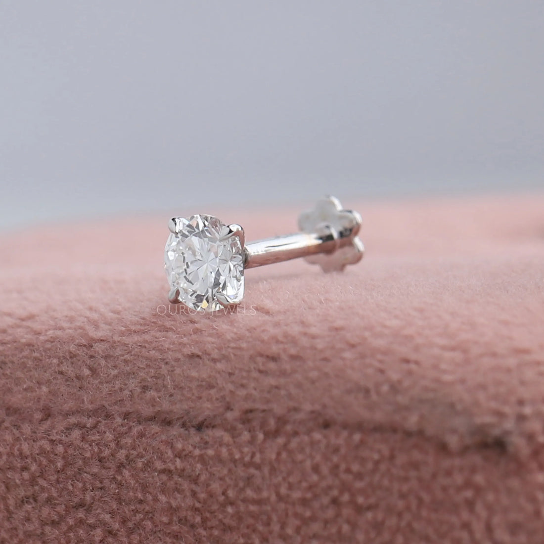 Single Round Lab Grown Diamond Stud Earrings