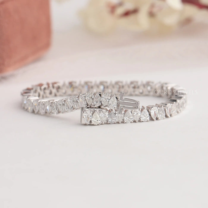 18k White Gold Sapphire & Diamond Tennis Bracelet - Penchant Fine Jewellery