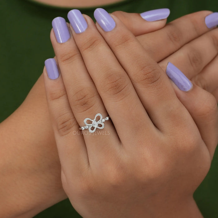 Aesthetic in finger look of pear cut dainty engagement ring specially designed for women
