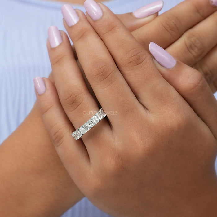 Elongated Radiant Diamond Wedding Ring With VS Clarity