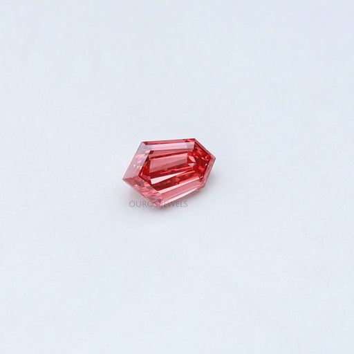 [Surface Of Shield Cut Fancy Diamond]-[Ouros Jewels]