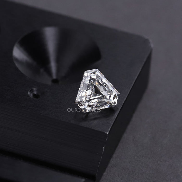 Natural Handmade Prong Set 0.80 Carat Round Shape Diamonds, Emerald Sa –  jewellempire