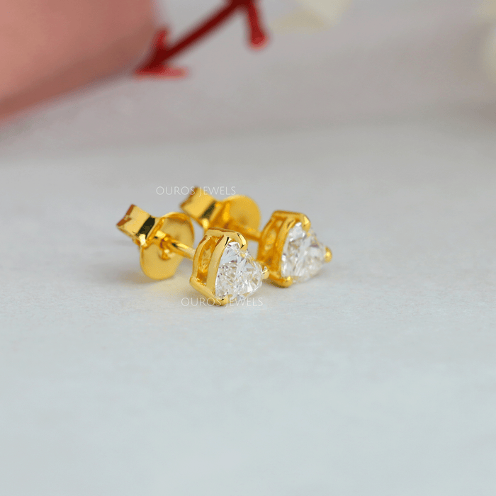 [Stud Style Of Heart Shaped Gold Earrings]-[Ouros Jewels]
