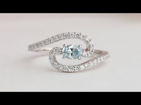 Youtube video of fancy green oval cut lab grown diamond ring