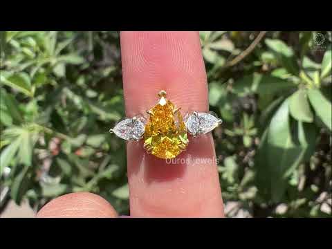 [Pear Shaped 3 Stone Engagement Ring]-[Ouors Jewels]
