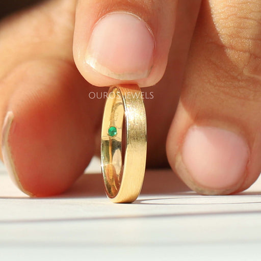 [Look On Polish Of Solid Gold Band]-[Ouros Jewels]