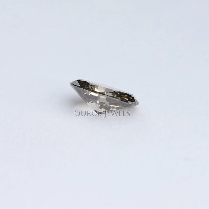 [Side View of Olive Colored Oval Diamond]-[Ouros Jewels]