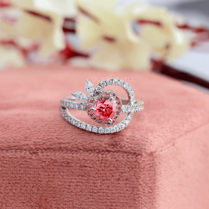 [Lab Grown Pink Diamond Heart Shape Halo Engagement Ring]-[]