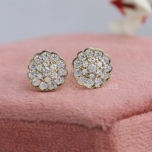 [Sparkling Light View Of Round Cluster Diamond Stud Earrings]-[Ouros Jewels]