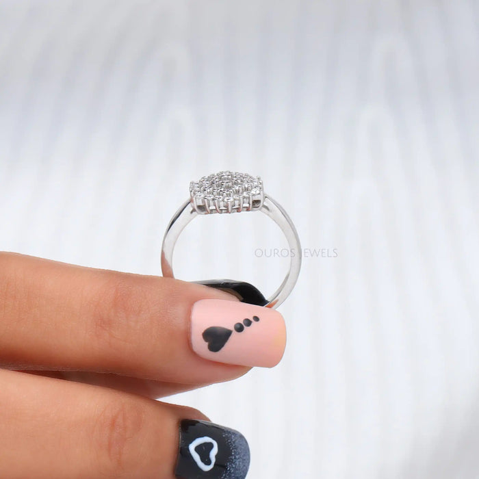 Round Cut  Cluster Diamond  Ring