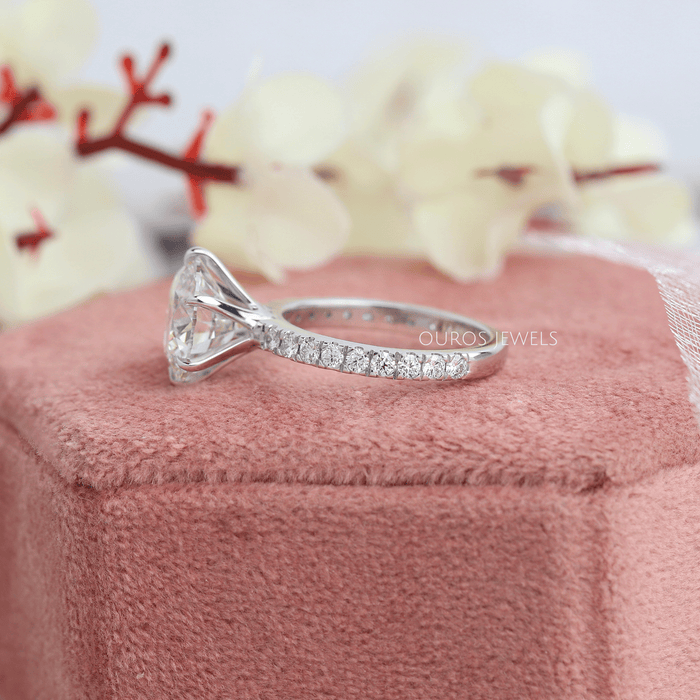 [Accent Stone Engagement Ring With Round Diamond]-[Ouros Jewels]