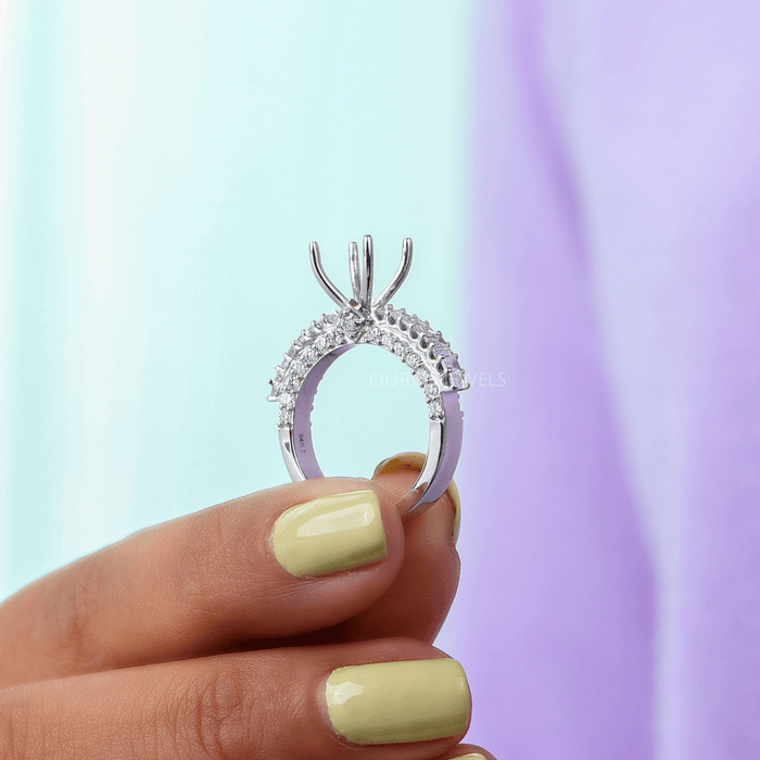 Semi Mount Baguette Cut Accent Diamond Engagement Ring